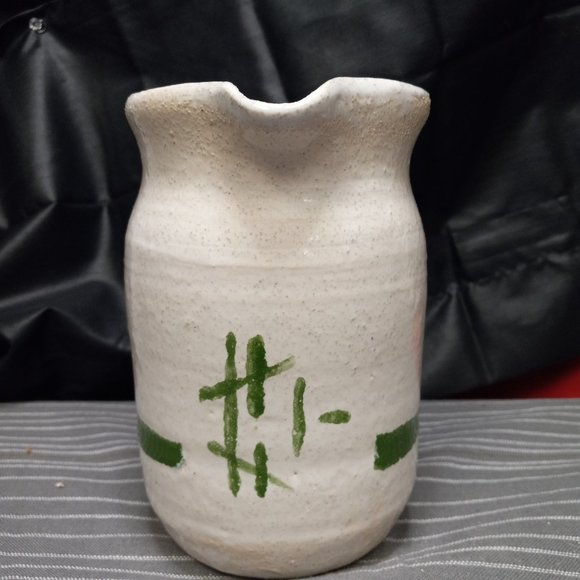 ART STUDIO EARTHENWARE PITCHER ***SIGNED*** - Picture 2 of 3